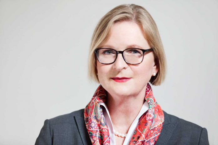 Berlini i bënë thirrje opozitës: Kthehuni në parlament, pasi ka shumë ligje për t’u miratuar Berlini i bënë thirrje opozitës: Kthehuni në parlament, pasi ka shumë ligje për t’u miratuar