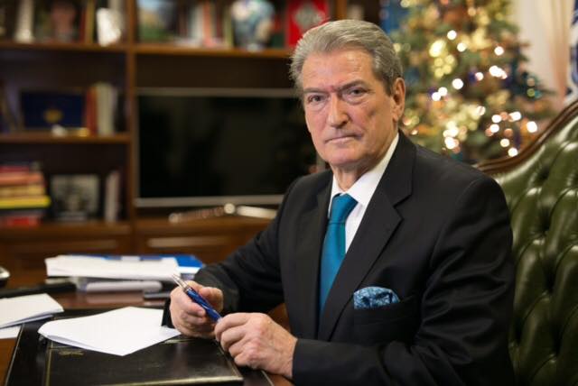 ‘Bularati’, deputeti i PS shpërthen ndaj Berishës: S’gjen paqe! ‘Bularati’, deputeti i PS shpërthen ndaj Berishës: S’gjen paqe!