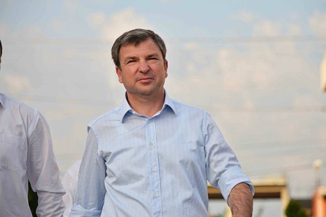 Dako i përgjigjet Vokshit: Tamam siç është dhe siç e tregojnë, tallagjare që s’i ndahet tjetrit… Dako i përgjigjet Vokshit: Tamam siç është dhe siç e tregojnë, tallagjare që s’i ndahet tjetrit…