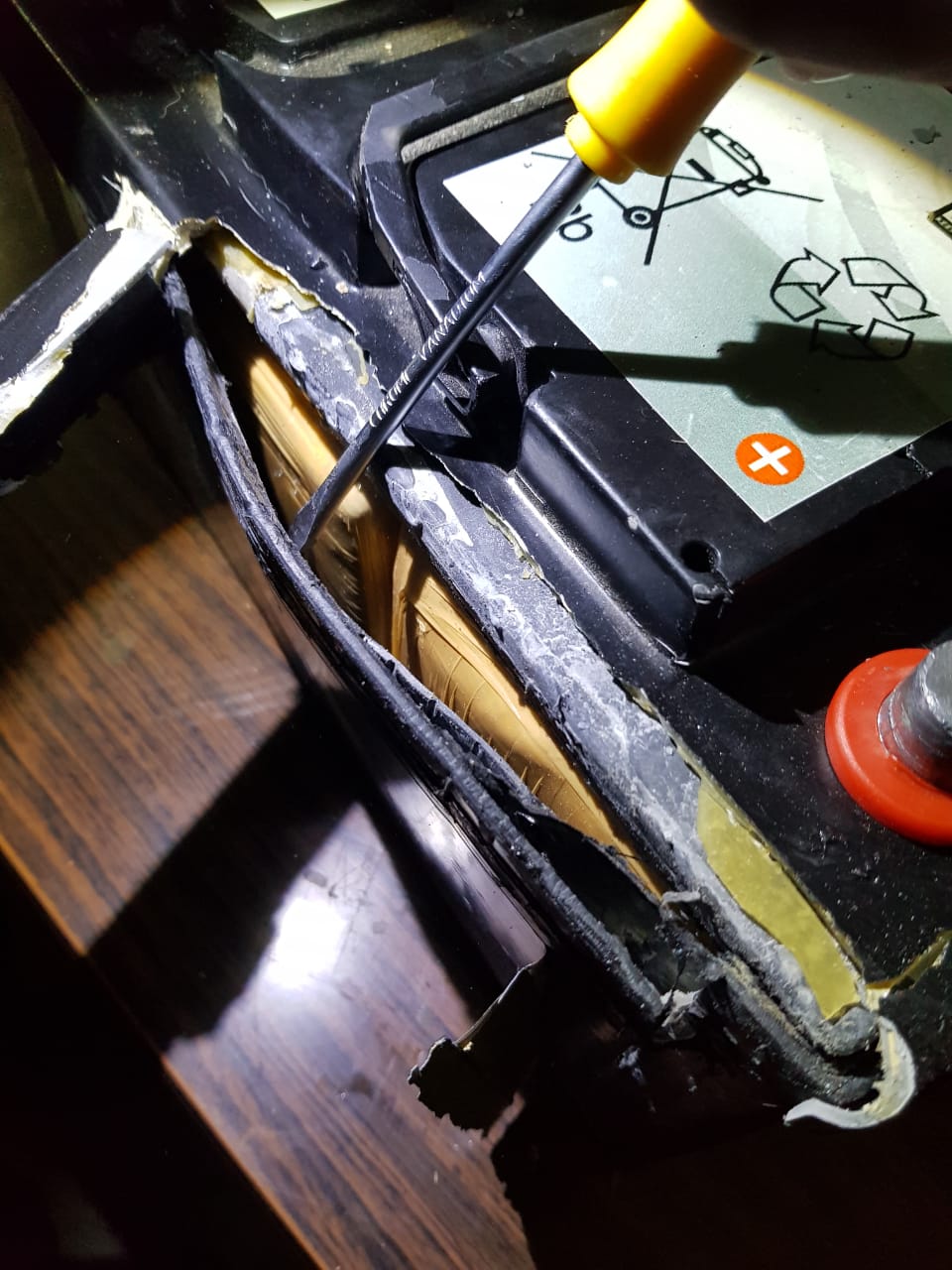 Kapet me 4 kg kokainë, ndalohet 47-vjeçari në doganën e Kakavijës (Foto+Video) Kapet me 4 kg kokainë, ndalohet 47-vjeçari në doganën e Kakavijës (Foto+Video)