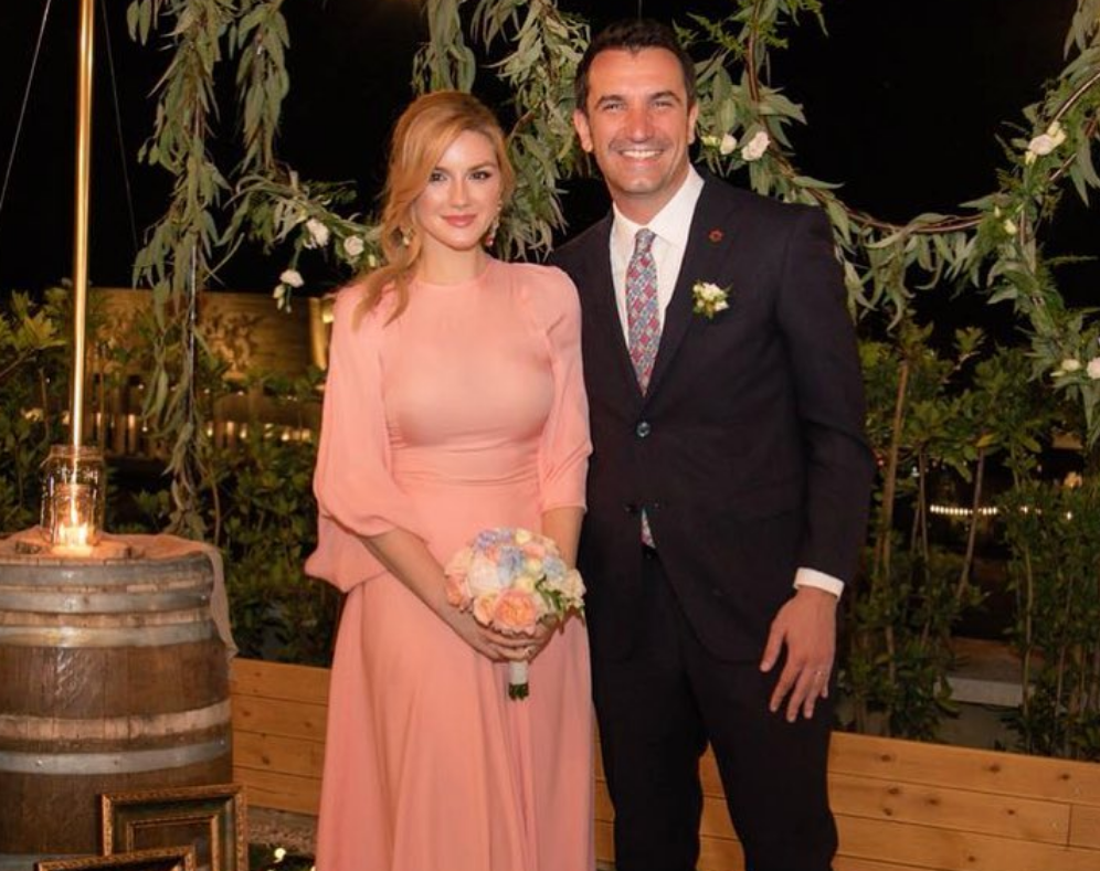 Erion Veliaj bëhet baba, Ajola edhe djali ndodhen në gjendje të mirë shëndetësore! Erion Veliaj bëhet baba, Ajola edhe djali ndodhen në gjendje të mirë shëndetësore!