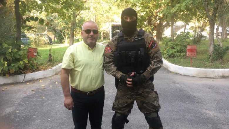 U kanos nga ekstremistët grekë, Artan Hoxha: Heshtja e shoqatave të gazetarëve dhe “borderoja” e Kotzias për mediat U kanos nga ekstremistët grekë, Artan Hoxha: Heshtja e shoqatave të gazetarëve dhe “borderoja” e Kotzias për mediat