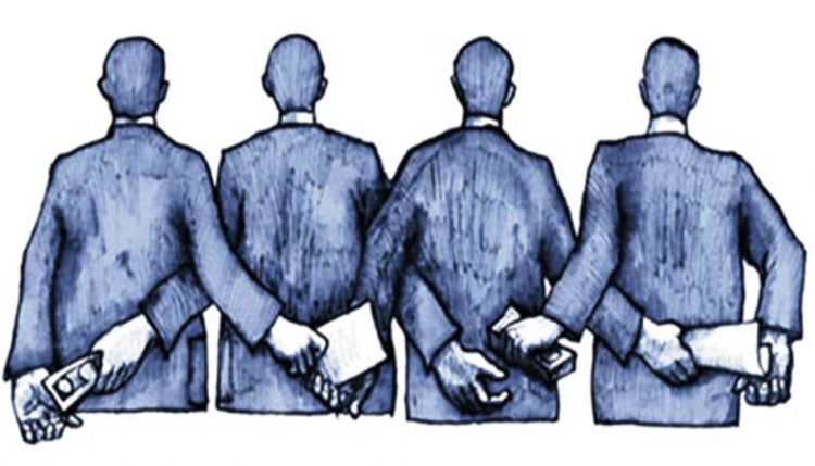 Prangoset ish-drejtori i Hipotekës në Korçë: Ja për çfarë akuzohet! Prangoset ish-drejtori i Hipotekës në Korçë: Ja për çfarë akuzohet!