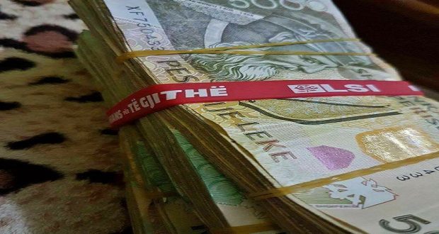 Strategjia e PS për “shkrirjen e plotë” të LSI, asgjesim në zgjedhjet vendore të bashkive të Kryemadhit Strategjia e PS për “shkrirjen e plotë” të LSI, asgjesim në zgjedhjet vendore të bashkive të Kryemadhit