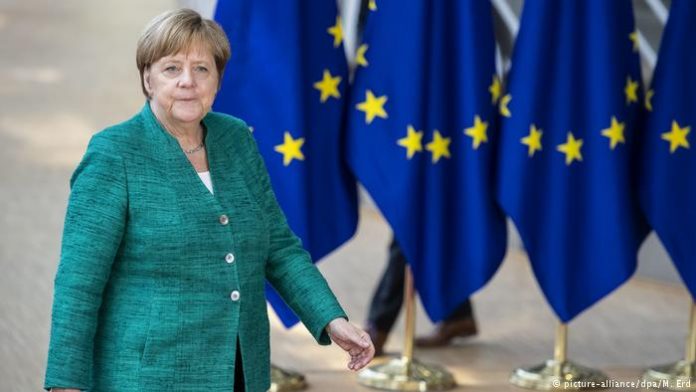 Largimi i Merkel, pse në BE shihet si shans i ri? Vendet që po ‘fërkojnë duart’ Largimi i Merkel, pse në BE shihet si shans i ri? Vendet që po ‘fërkojnë duart’