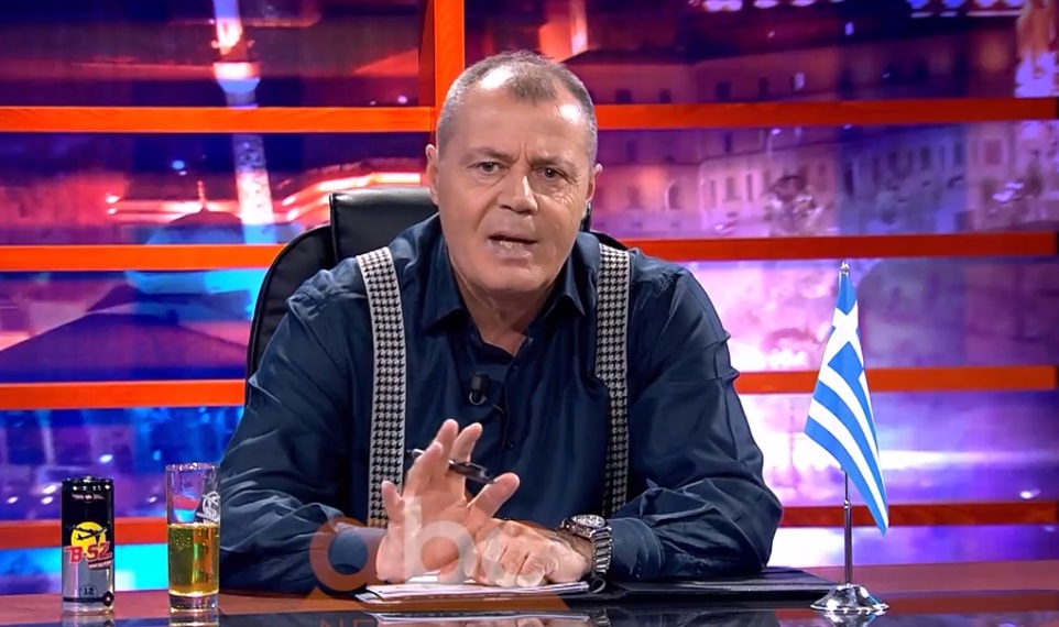 Analisti hakërrehet me zhveshjen e Bleonës, Encës dhe një deputeteje: Statusi juaj është ai i objektit sek.sual Analisti hakërrehet me zhveshjen e Bleonës, Encës dhe një deputeteje: Statusi juaj është ai i objektit sek.sual