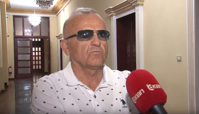 Rama flet për deputetin Rrahman Rraja: Më vjen keq… djali në burg, gruaja po i lufton me jetën Rama flet për deputetin Rrahman Rraja: Më vjen keq… djali në burg, gruaja po i lufton me jetën