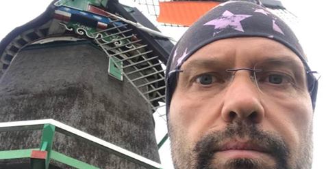 Manjani pa kolibe i shqetësuar për Balilin: Sulmon shtetin ligjor dhe harron dosjet në ngarkim të tij Manjani pa kolibe i shqetësuar për Balilin: Sulmon shtetin ligjor dhe harron dosjet në ngarkim të tij