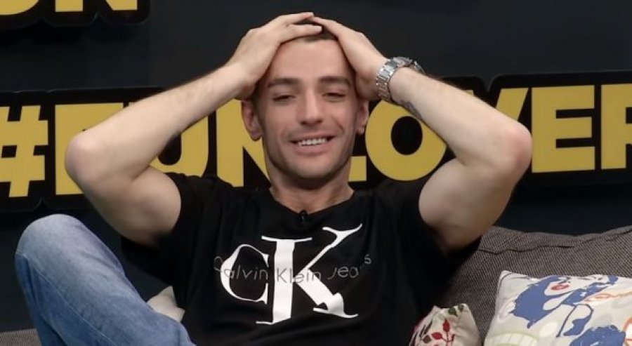 U kap lakuriq në hotel me një vajzë! Shoku i Stresit i gëzuar: Ja çfarë do ndodhi! U kap lakuriq në hotel me një vajzë! Shoku i Stresit i gëzuar: Ja çfarë do ndodhi!