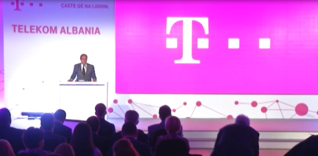 Qeveria “përze” serbët, nuk e mirëpret futjen e Telekom Serbia në Shqipëri Qeveria “përze” serbët, nuk e mirëpret futjen e Telekom Serbia në Shqipëri