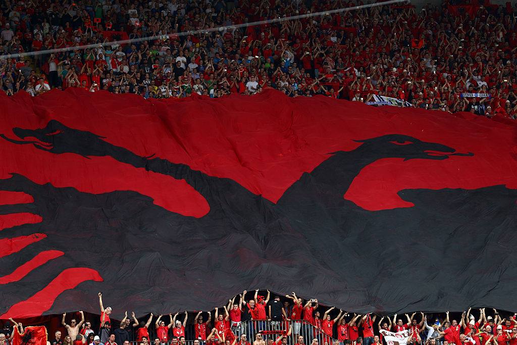 Rri në Shqipëri, të lutem mos ik! Rri në Shqipëri, të lutem mos ik!