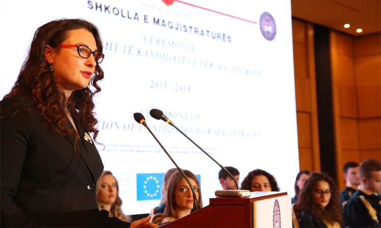 Zv.ambasadorja amerikane tmerron të korruptuarit: Do largohen së shpejti, me SPAK e BKH nis epoka e re Zv.ambasadorja amerikane tmerron të korruptuarit: Do largohen së shpejti, me SPAK e BKH nis epoka e re