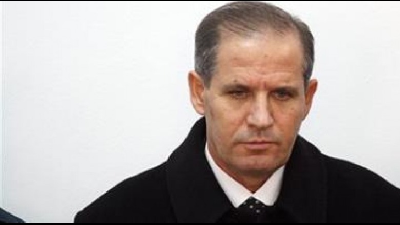 “21 janari'”, sërish ngërç në dëmshpërblimin e familjarëve: Ja ku përfundon padia e Gardës ndaj ish-kreut të saj Ndrea Prendi! “21 janari'”, sërish ngërç në dëmshpërblimin e familjarëve: Ja ku përfundon padia e Gardës ndaj ish-kreut të saj Ndrea Prendi!