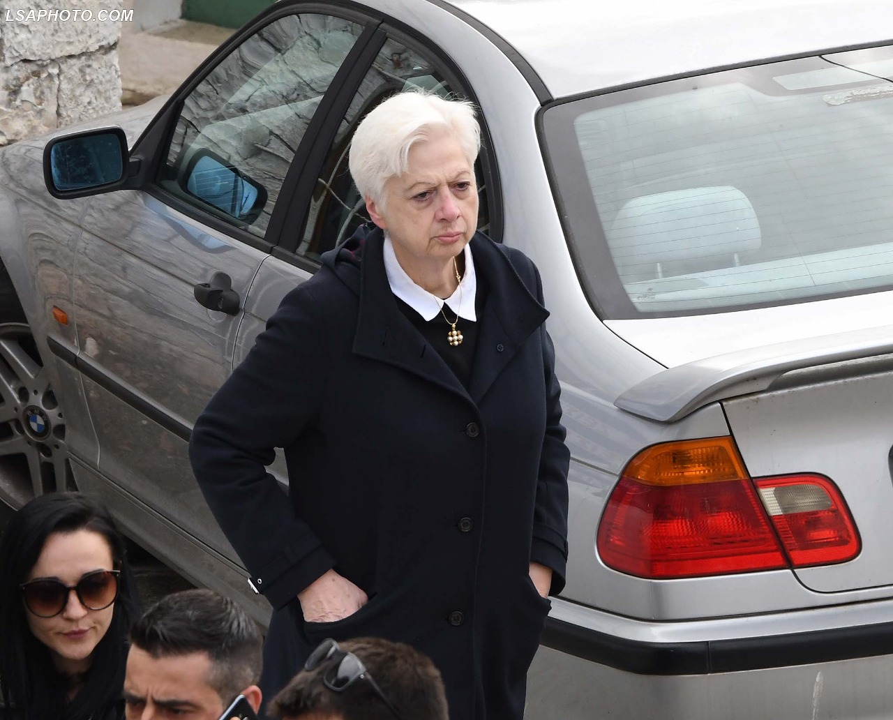 Një eurodeputete që gënjen pa pikën e turpit! Mos ndizni zjarre, mos i jepni armë vulgut të shoqërisë greke! Një eurodeputete që gënjen pa pikën e turpit! Mos ndizni zjarre, mos i jepni armë vulgut të shoqërisë greke!