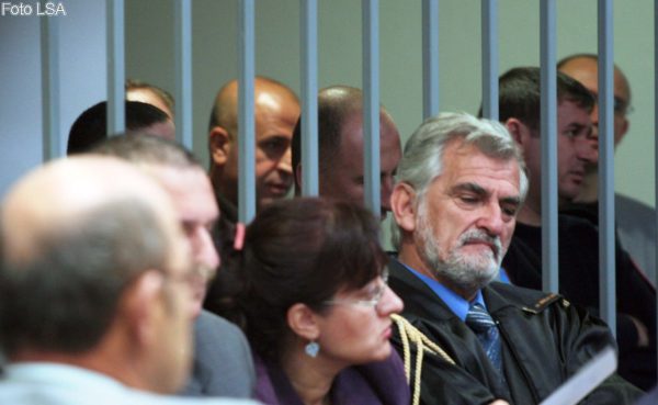 Të “fortët” e bandës së Durrësit bëhen sërish bashkë, nga Endrit Dokle tek Adriatik Coli! Të “fortët” e bandës së Durrësit bëhen sërish bashkë, nga Endrit Dokle tek Adriatik Coli!