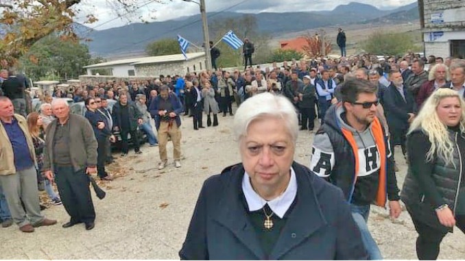 Reagoi me ironi kur u shpall “non grata” nga Shqipëria, kryeredaktori për Eleni Theukarus: Ajo femër po turpëron Parlamentin Europian! Reagoi me ironi kur u shpall “non grata” nga Shqipëria, kryeredaktori për Eleni Theukarus: Ajo femër po turpëron Parlamentin Europian!