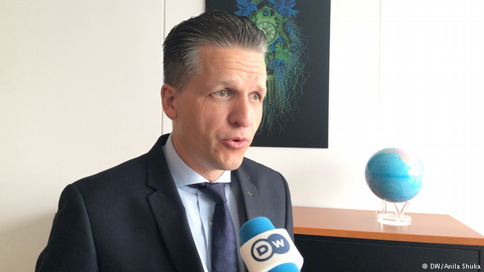 Deputeti gjerman Thorsten Frei: Dorëheqja e Xhafaj është një hap pozitiv në drejtimin e duhur Deputeti gjerman Thorsten Frei: Dorëheqja e Xhafaj është një hap pozitiv në drejtimin e duhur