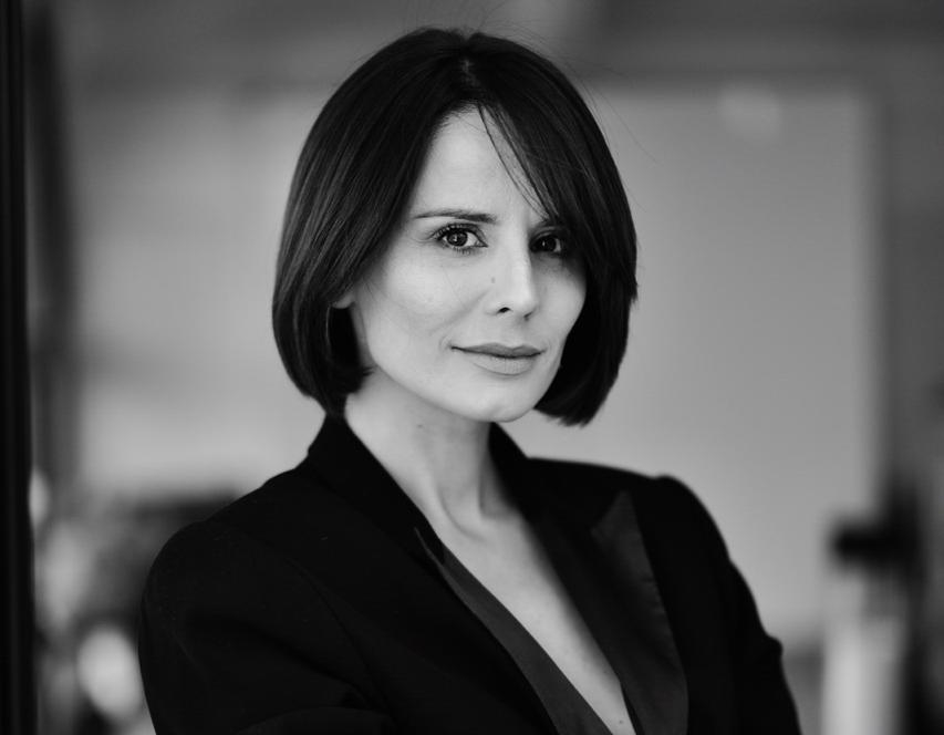 Dy gishtat e humbur të Inës, të tregojnë ty! Dy gishtat e humbur të Inës, të tregojnë ty!