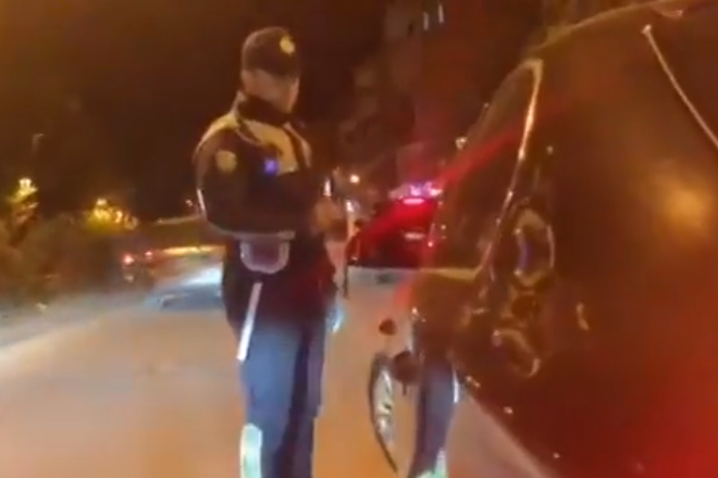 Policia bën “kërdinë” brënda një nate: 16 persona të ndaluar, qindra të ndëshkuar (Video)