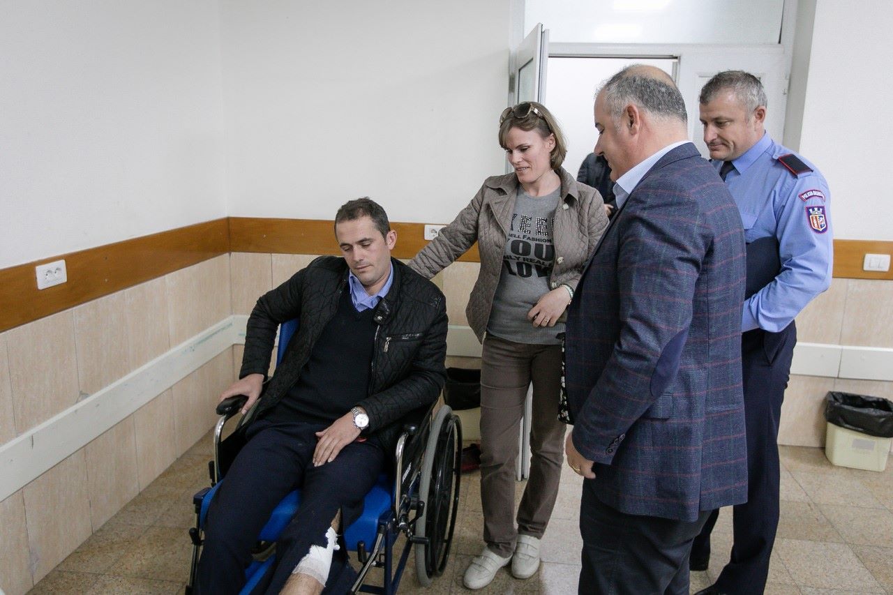 Policët e plagosur në protestë kanë dëmtime serioze Policët e plagosur në protestë kanë dëmtime serioze