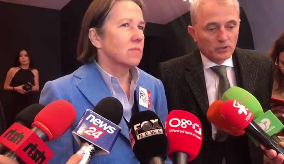 Edhe Franca i vë “lakun në fyt” Ilir Metës: Janë gjurmuar kriminelët e të korruptuarit, pritet goditja, duhet urgjent Kushtetuesja Edhe Franca i vë “lakun në fyt” Ilir Metës: Janë gjurmuar kriminelët e të korruptuarit, pritet goditja, duhet urgjent Kushtetuesja