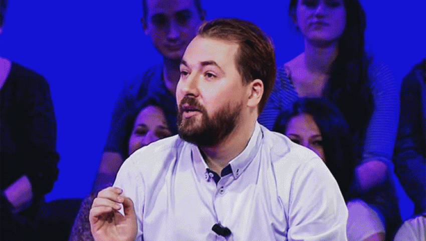 Kastro Zizo do t’i hyjë politikës, zbulohet ku do kandidojë dhe me cilën parti (Video) Kastro Zizo do t’i hyjë politikës, zbulohet ku do kandidojë dhe me cilën parti (Video)