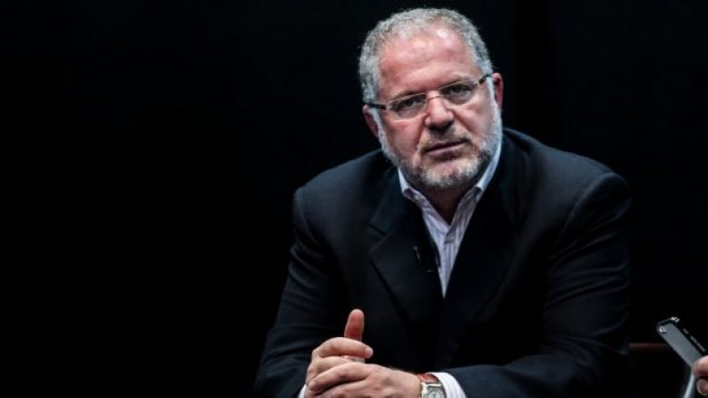 Udhëkryqi Kosovë-Serbi-BE: Për kë bien kambanat? Udhëkryqi Kosovë-Serbi-BE: Për kë bien kambanat?