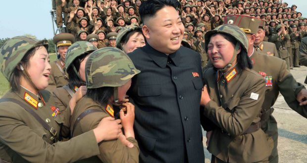 Mbretëria e Kim Jong U-së e ndërtuar mbi fakte të çuditshme Mbretëria e Kim Jong U-së e ndërtuar mbi fakte të çuditshme