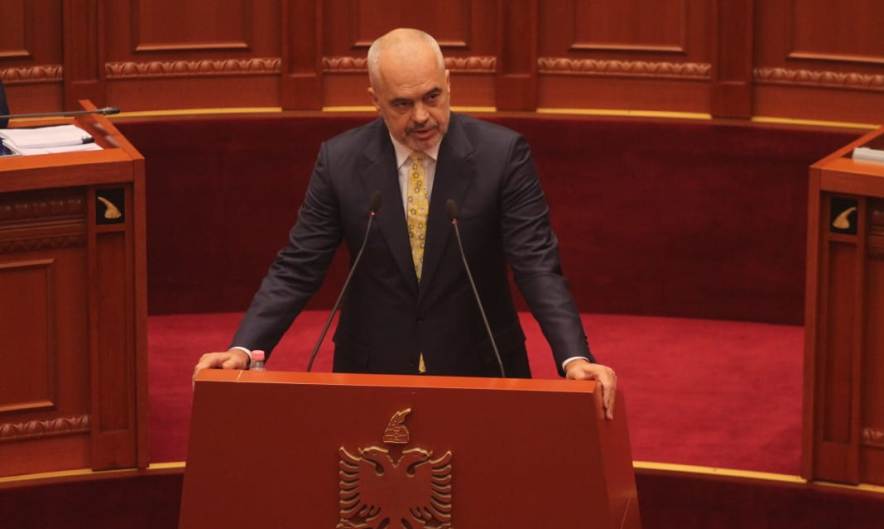 “Prej së shtunës kemi një problem me Ilir Metën, që nuk e kupton se ato që i çoj unë… thjesht duhet t’i dekretojë!” “Prej së shtunës kemi një problem me Ilir Metën, që nuk e kupton se ato që i çoj unë… thjesht duhet t’i dekretojë!”