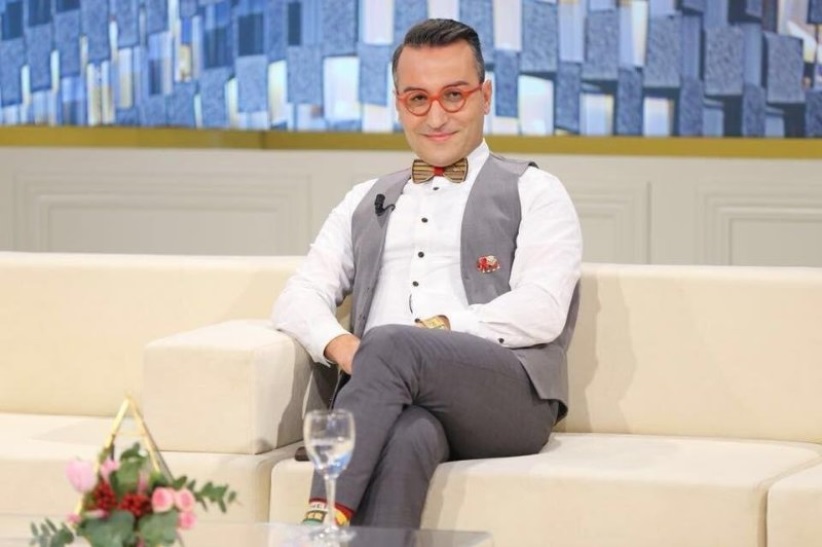 Biznesmeni i njohur nxjerr zbuluar ministrin shqiptar: Kishte të dashur shoferin e tij, të gjithë e dinin por ai nuk pranonte! Biznesmeni i njohur nxjerr zbuluar ministrin shqiptar: Kishte të dashur shoferin e tij, të gjithë e dinin por ai nuk pranonte!