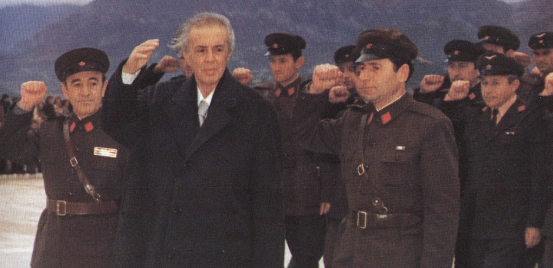 Video e fundit e Enver Hoxhës që shfaqet në publik Video e fundit e Enver Hoxhës që shfaqet në publik