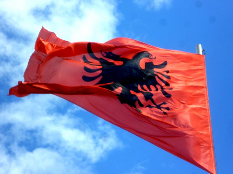 Shqipëria u çlirua më 28 apo më 29 Nëntor? Historiani, pse me 28 ose 29 Nëntor me…?! Shqipëria u çlirua më 28 apo më 29 Nëntor? Historiani, pse me 28 ose 29 Nëntor me…?!