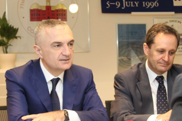 Republika e “Balilëve”, detyron “ikonën” e krimit Ilir Meta, t’i thotë “Jo” misionit anti-krim të SHBA-BE Republika e “Balilëve”, detyron “ikonën” e krimit Ilir Meta, t’i thotë “Jo” misionit anti-krim të SHBA-BE