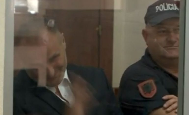 E moshuara shkoi ta takonte në burg, Izet Haxhia: Gardianet e bënë për spital E moshuara shkoi ta takonte në burg, Izet Haxhia: Gardianet e bënë për spital