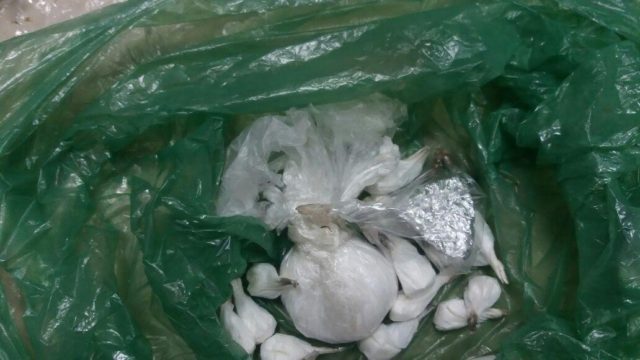 Furnizonte me kokainë lokalet e Tiranës, kapet shpërndarësi në flagrancë Furnizonte me kokainë lokalet e Tiranës, kapet shpërndarësi në flagrancë