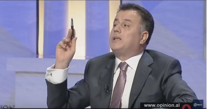 Pse opozita ka lënë Presidentin, në dorë të idjotëve?! Pse opozita ka lënë Presidentin, në dorë të idjotëve?!