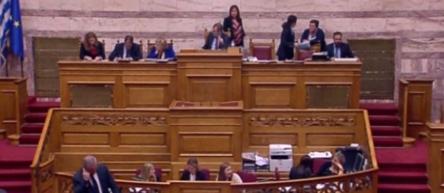 Funerali i Kacifas mund të bëhej një kasaphanë që t’i vinte flakën Greqisë, Tirana i bëri nder dhe shpëtoi Athinën Funerali i Kacifas mund të bëhej një kasaphanë që t’i vinte flakën Greqisë, Tirana i bëri nder dhe shpëtoi Athinën