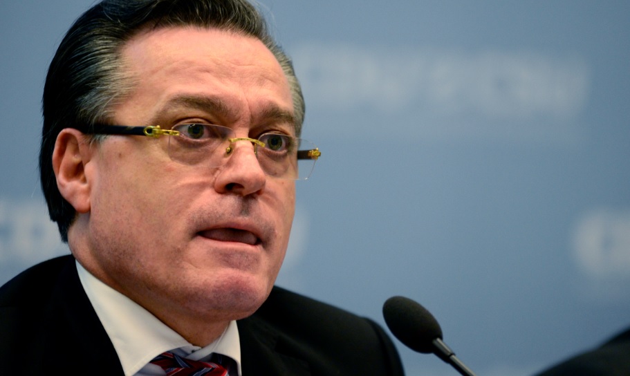 I pastrehu që u bë miliarder në politikë, kandidat i fortë për bordin e Bankës së Shqipërisë: Ridvan Bode dhe 3 dosjet e zeza ndaj tij I pastrehu që u bë miliarder në politikë, kandidat i fortë për bordin e Bankës së Shqipërisë: Ridvan Bode dhe 3 dosjet e zeza ndaj tij