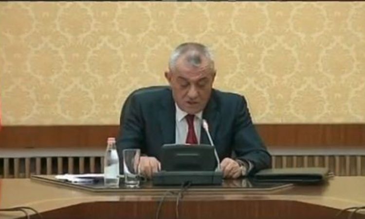 Ruçi urdhëron heqjen e pagave për deputetët e opozitës, trembet deputetja e PD-së: Nuk kemi pushuar asnjë sekondë së punuari Ruçi urdhëron heqjen e pagave për deputetët e opozitës, trembet deputetja e PD-së: Nuk kemi pushuar asnjë sekondë së punuari