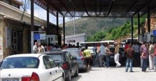 Përkeqësohet situata në Kakavijë, pala shqiptare në konflikt me grekët, qytetarët prej orësh në pritje Përkeqësohet situata në Kakavijë, pala shqiptare në konflikt me grekët, qytetarët prej orësh në pritje