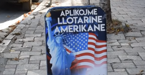 Shqiptarët “dynden” drejt Korçës për… lotarinë amerikane