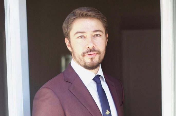 Berisha i vogël si baba dixhital: Kanë aftësi “spiunësh”! Ja si e zbulon se kush e plagosi policen Ina! Berisha i vogël si baba dixhital: Kanë aftësi “spiunësh”! Ja si e zbulon se kush e plagosi policen Ina!