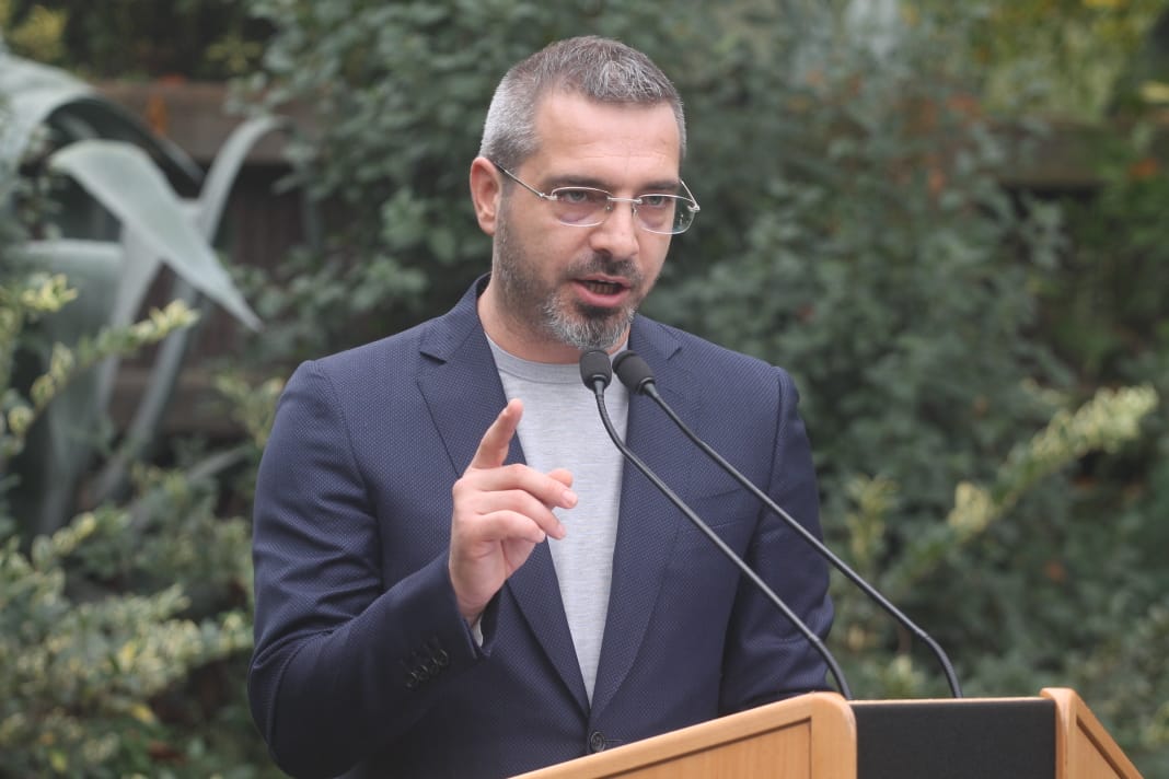 LSI dhe PD “provokohen apo frikësohen” nga Saimir Tahiri?! Nxjerrin “bilbilat” për të shfryrë dufin e vulgaritetit LSI dhe PD “provokohen apo frikësohen” nga Saimir Tahiri?! Nxjerrin “bilbilat” për të shfryrë dufin e vulgaritetit