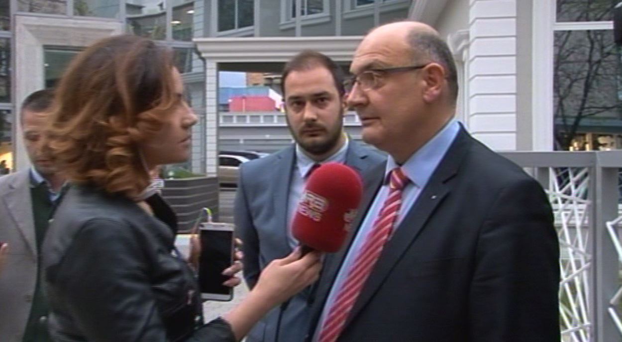 Vendimi për Shullazin: Avokati, flet për akuzat të stisura dhe gjykata në presion! Vendimi për Shullazin: Avokati, flet për akuzat të stisura dhe gjykata në presion!