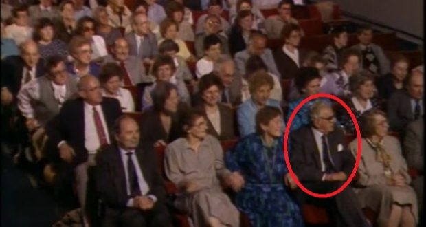 E mbajti sekret për 50 vite me radhë, por kur e ëma lexoi rastësisht në ditarin e tij, Nicholas Winton nuk është më njeri i thjeshtë.