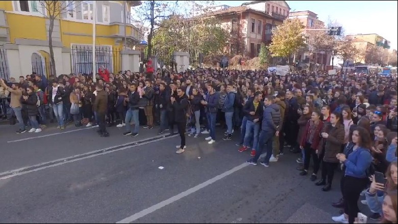 Arsimi falas? Jo! Arsimi falas? Jo!