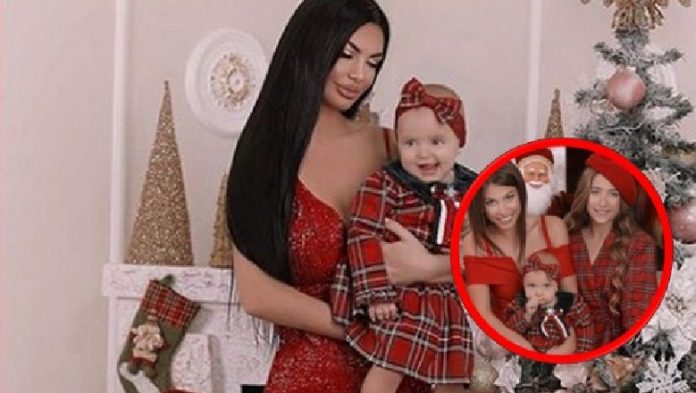 Foto e familjes së madhe me njerkën Zaimina Vasjari Foto e familjes së madhe me njerkën Zaimina Vasjari