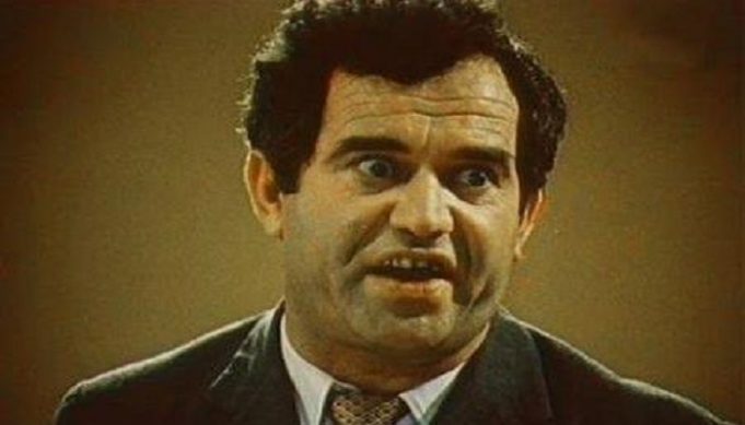 Skënder Sallaku, akrobat, mundës, aktor humorist “Artist i Popullit” Skënder Sallaku, akrobat, mundës, aktor humorist “Artist i Popullit”