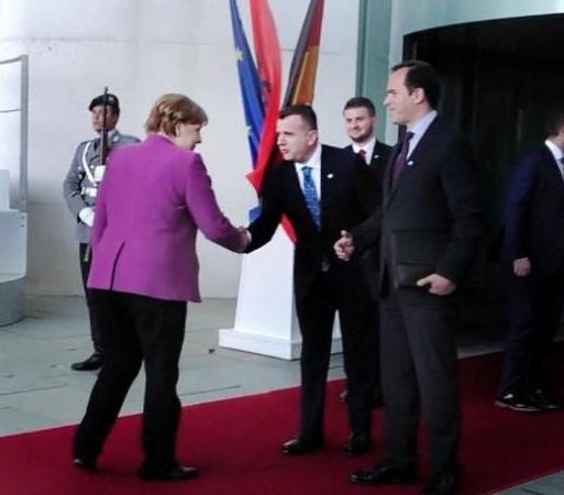 Largimi i Merkel: Ne shqiptarët i jemi mirënjohës! Largimi i Merkel: Ne shqiptarët i jemi mirënjohës!