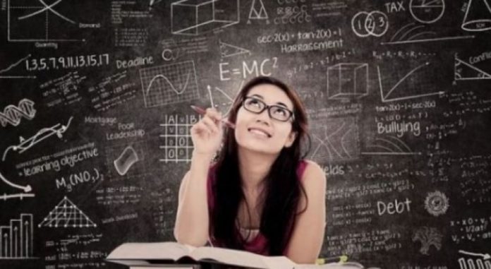 Pse njerëzit inteligjentë nuk “marrosen” nga dashuria…nuk dashurojnë? Pse njerëzit inteligjentë nuk “marrosen” nga dashuria…nuk dashurojnë?